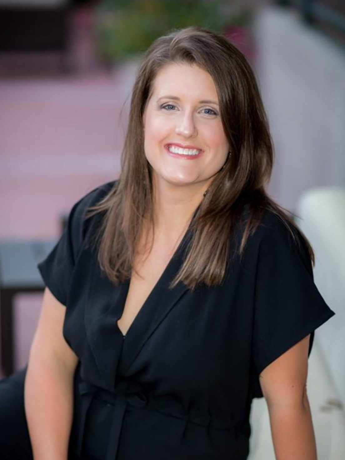  Ashley  Hotsinpiller 