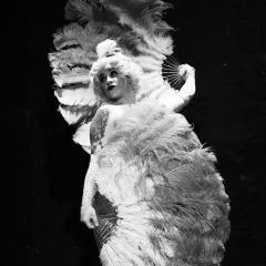 Banking On Burlesk with Lana Montreese: The Propelling Point of Change: Shimmying to Seattle! 