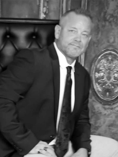 Coach Ez (Eric) Akkerman