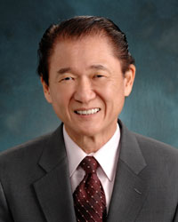 Dr. Leo Kim 