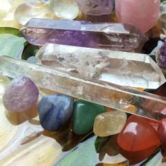 Energy Works Radio with Ataana - Activating Self-Healing & Awakening Your Potential: The Healing Aspects of Gemstones - How to Utilize Crystals for Growth in Daily Life