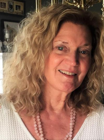 Gail Hunter