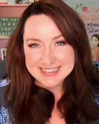 Headshot of Lisa Daily