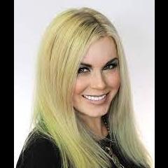 The Spark with Stephanie James: Igniting Your Best Life: The Magic of Connection 